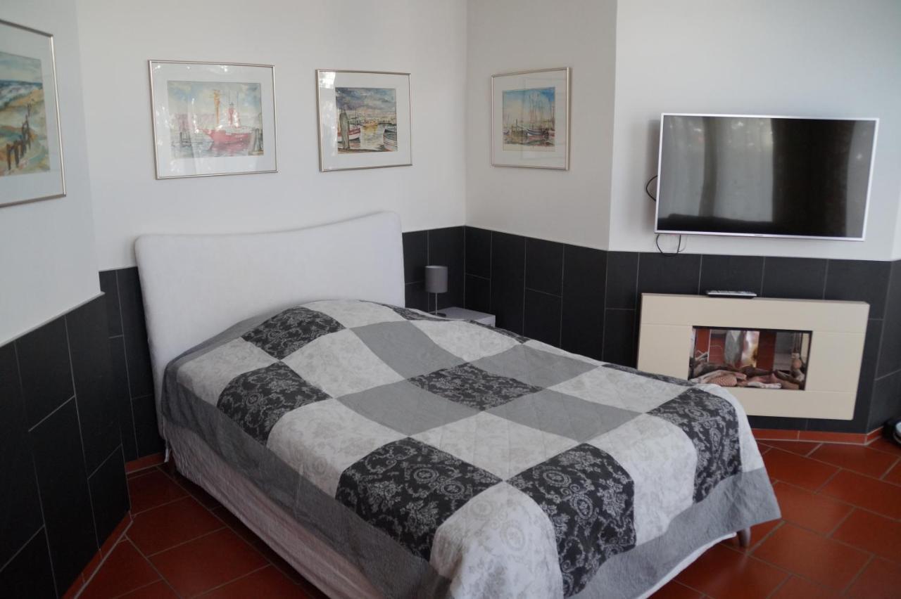 Studio-Apartment - Einraumwohnung Cuxhaven Luaran gambar